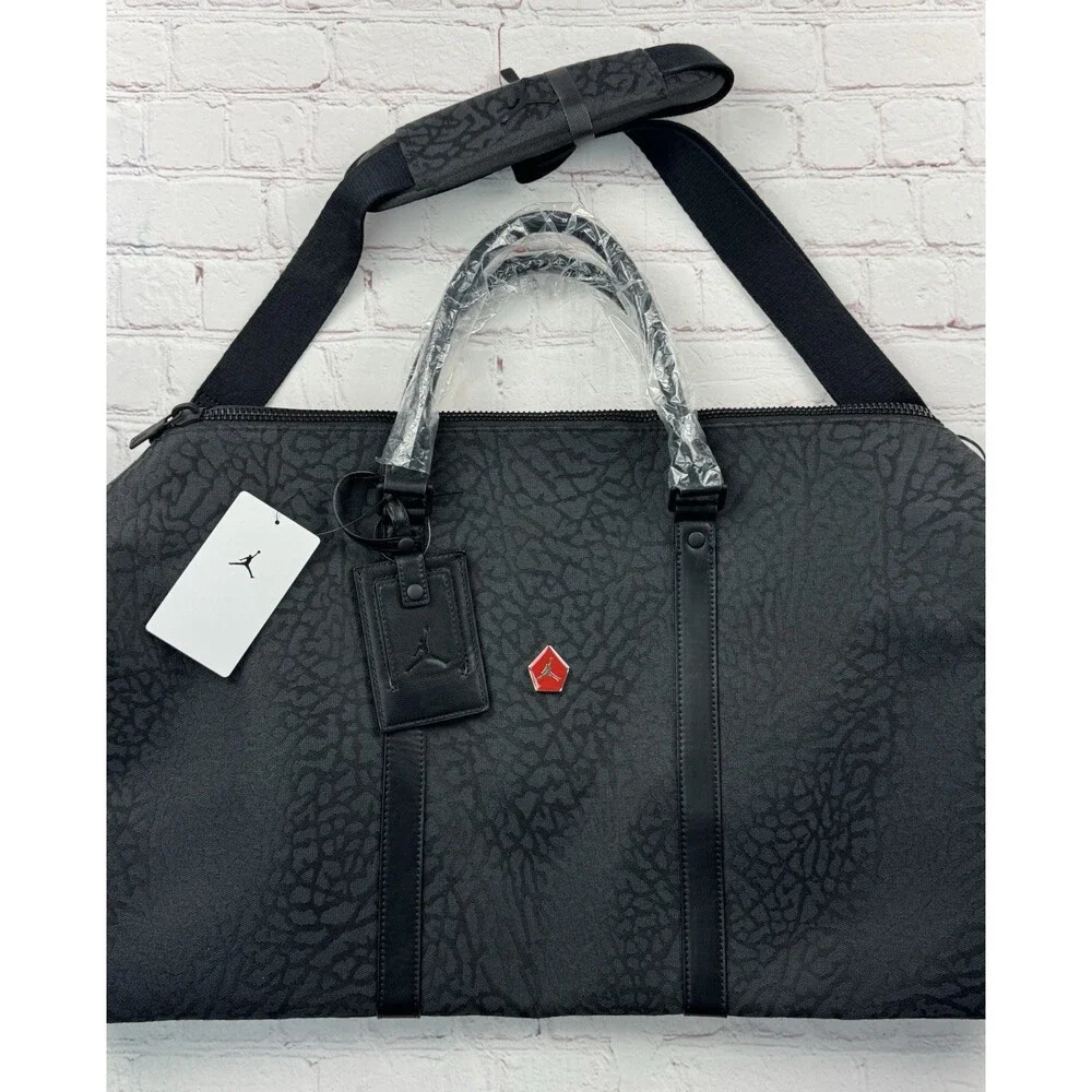 NEW Nike Jordan Icon Duffel Bag 40L Off Noir. Black. LM9021-GOT
